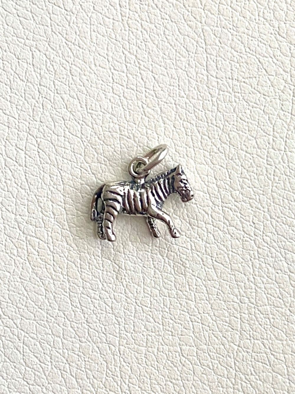 Vintage Sterling Silver 925 Zebra Charm Pendant 1.61g
